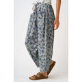 Blue Floral Print Barrel Pant